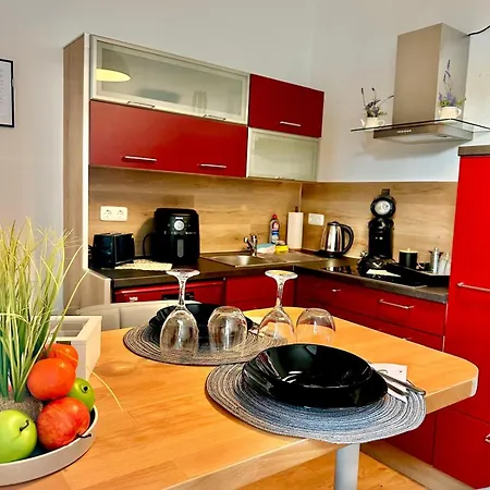 Ps120 Egr Apartment *