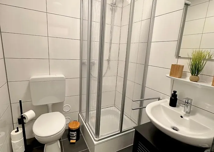 Lejlighed Ps120 Egr Business & Wlan, Gartenblick, Naehe Aachen, Ideal Fuer Businessaufenthalt & Staedtetrip Stolberg (Rhineland)